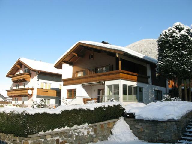Haus Dejakom Mayrhofen Zewnętrze zdjęcie