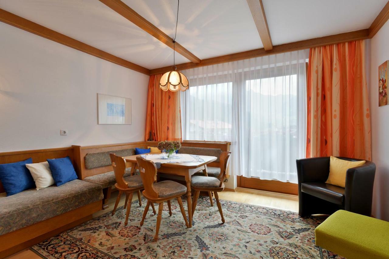 Haus Dejakom Mayrhofen Zewnętrze zdjęcie